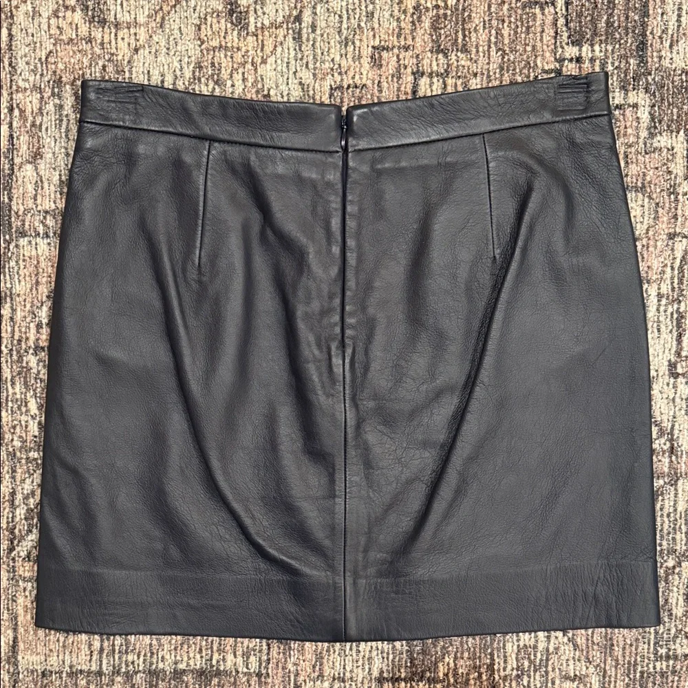 RARE! 💙 J. Crew Leather Collection Navy Mini Skirt, Size 6